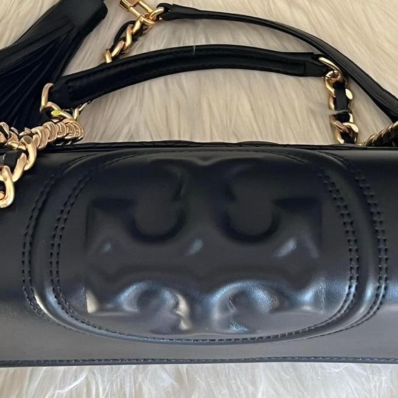 76997 - Tory Burch Fleming Convertible Shoulder Bag - Picture 9 of 16